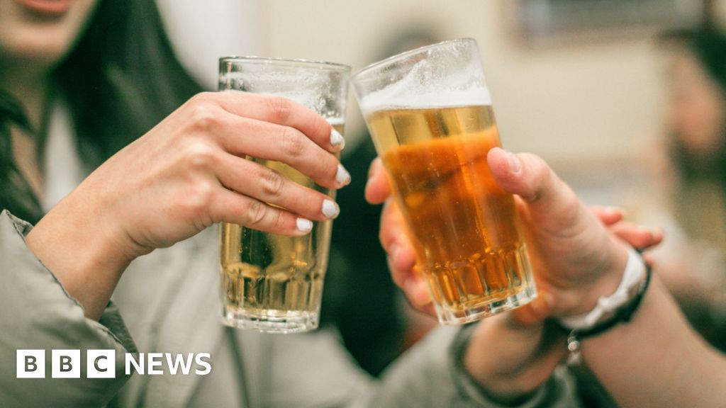 Pubs in England and <i>Wales</i> to allow digital ID apps to prove age