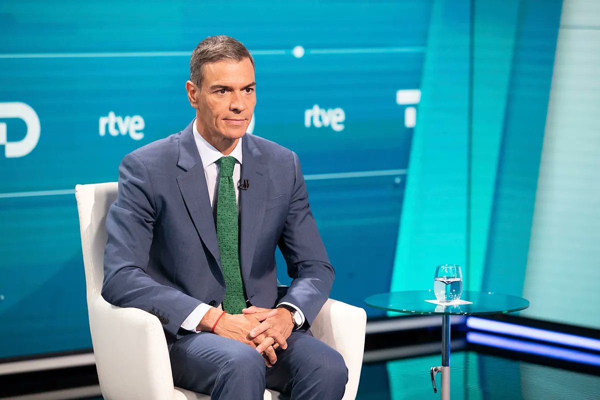 La entrevista de <i>Pedro</i> Sánchez en Mañaneros 360 desata una nueva batalla interna en TVE: "Es de una...