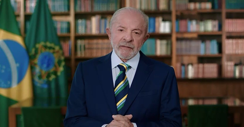 Em pronunciamento pelo 7 de Setembro, Lula diz que <i>Brasil</i> 'não é colônia' e que decisões pertencem...
