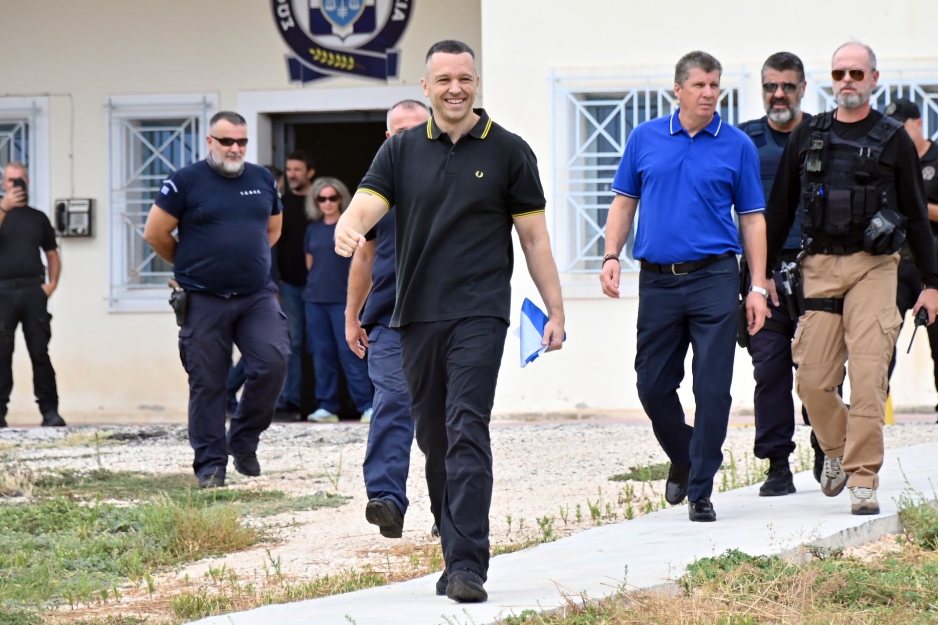 Ηλίας <i>Κασιδιάρης</i>: «Όπως πολύ σωστά είπε ο Έλον Μασκ» - Αντλώντας «νομιμοποίηση» από τον πλουσιότερο...