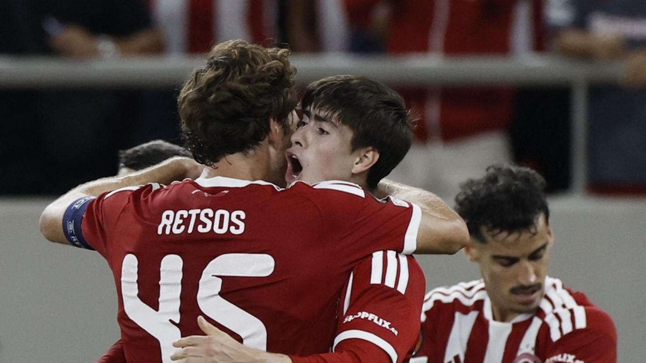 ¡La 'Hormiga' da el grito! Armando González debuta con <i>gol</i> en la Europa League en triunfo del...