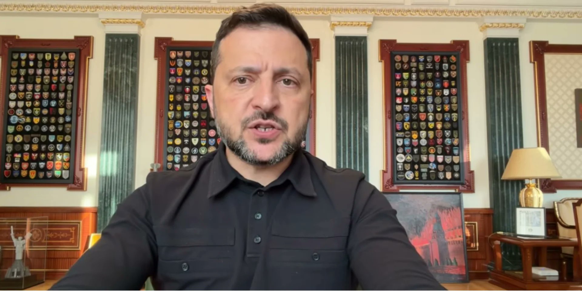Рада <i>цього</i> тижня розгляне сім «непопулярних» законопроєктів, щоб закрити дефіцит бюджету — Зеленс...