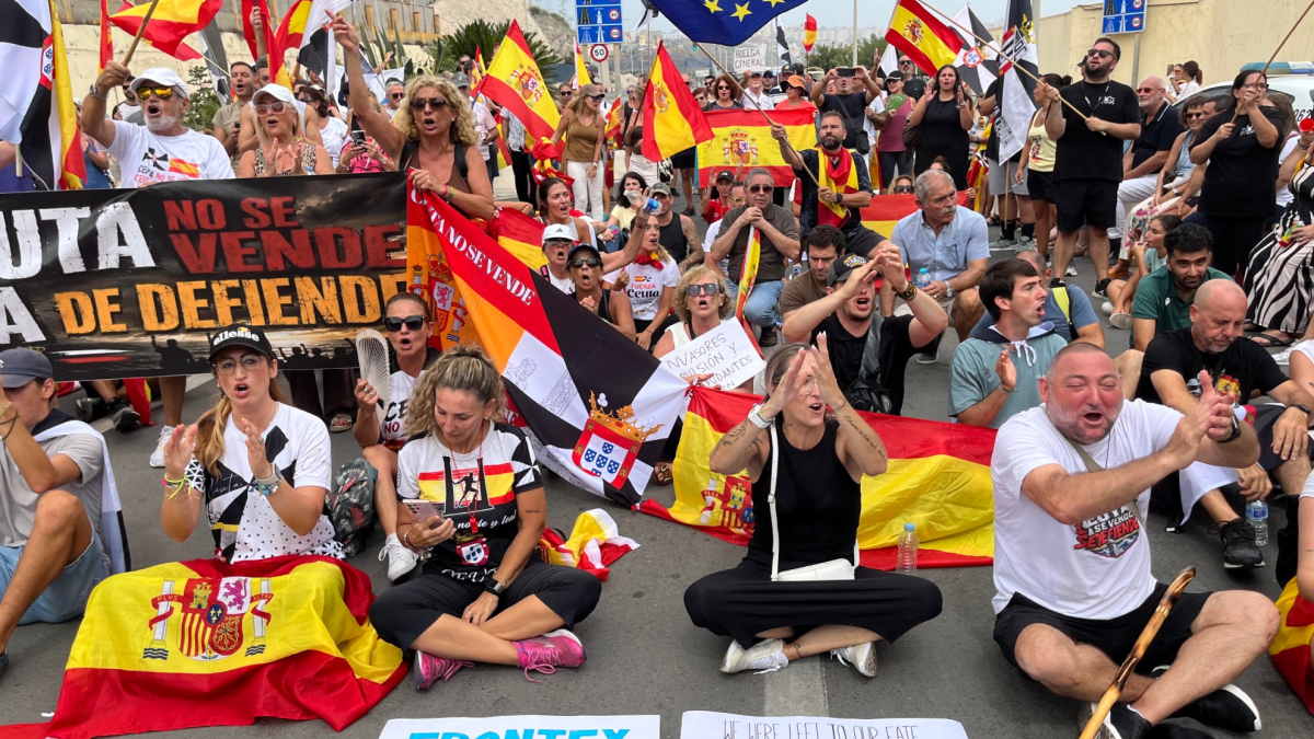 Grupos externos al <i>Madrid</i> promueven acciones en apoyo a Ceuta ante el Inter